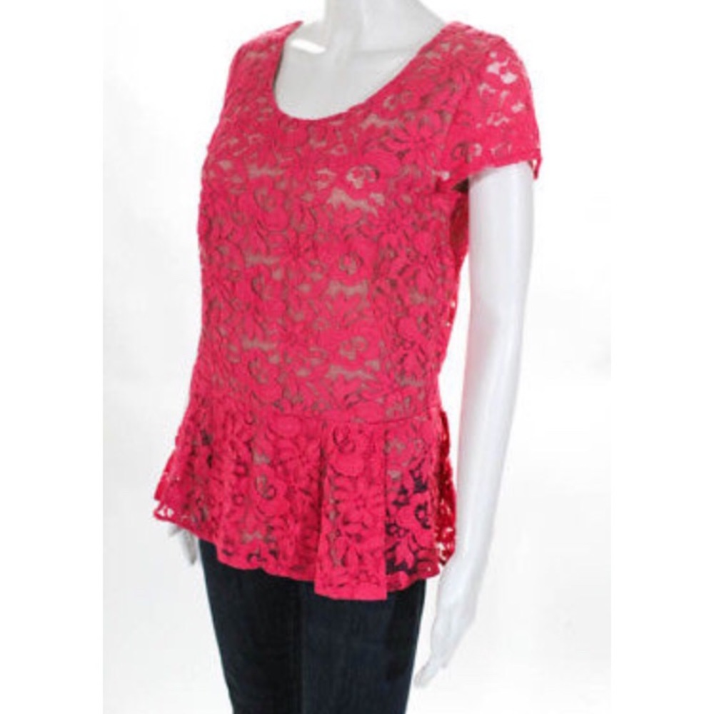 Tops - Picture 2 of 5